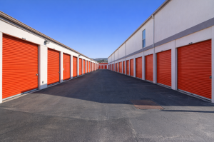 Public Storage - South San Francisco - 160 S Spruce Ave - Photo 2
