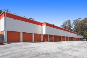 Public Storage - South San Francisco - 1900 El Camino Real - Photo 2