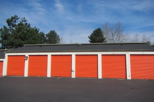 Public Storage - Auburn - 1801 R Street SE - Photo 2