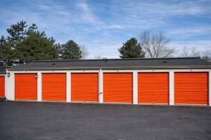 Public Storage - Auburn - 1801 R Street SE - Photo 2