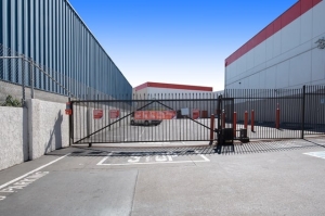 Public Storage - San Francisco - 2587 Marin Street - Photo 4