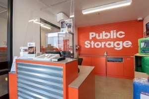 Public Storage - San Francisco - 2587 Marin Street