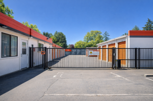 Public Storage - Tigard - 13473 SW Pacific Hwy - Photo 4