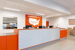 Public Storage - Costa Mesa - 2075 Newport Blvd - Photo 3