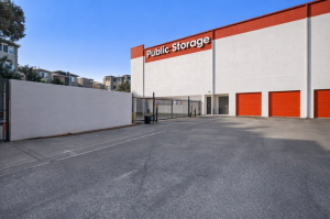 Public Storage - Emeryville - 6501 Shellmound Street