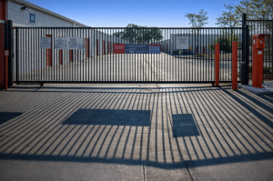 Public Storage - San Jose - 150 Tully Road - Photo 4