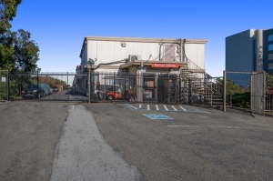 Public Storage - South San Francisco - 1 Oyster Point Blvd - Photo 1