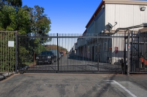 Public Storage - South San Francisco - 1 Oyster Point Blvd - Photo 4