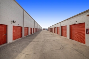 Public Storage - Monterey Park - 1985 Potrero Grande Dr - Photo 2