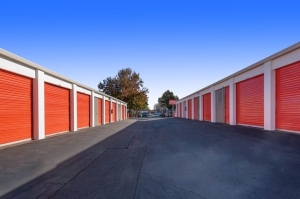 Public Storage - Alameda - 1829 Webster Street - Photo 2