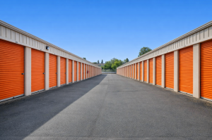 Public Storage - Portland - 8928 NE Halsey Street - Photo 2