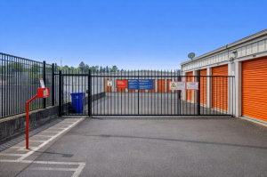 Public Storage - Portland - 8928 NE Halsey Street - Photo 3