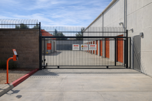 Public Storage - Montclair - 5587 Holt Blvd - Photo 4