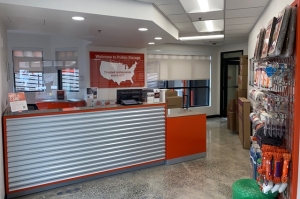 Public Storage - Seattle - 2964 SW Avalon Way - Photo 3