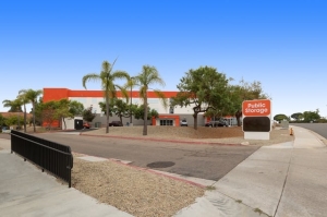 Public Storage - San Diego - 9890 Pacific Heights Blvd - Photo 1