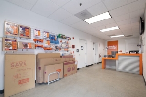 Public Storage - Whittier - 12331 Penn St - Photo 3