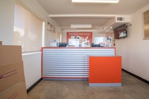 Public Storage - Colton - 1600 Fairway Dr - Photo 3