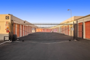 Public Storage - Sun Valley - 7880 San Fernando Rd - Photo 4