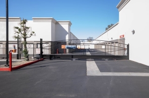 Public Storage - Moorpark - 875 W Los Angeles Ave - Photo 4