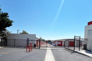Public Storage - Reno - 9450 S Virginia St - Photo 4