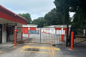 Public Storage - Marietta - 3300 Austell Road SW - Photo 4