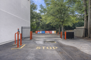 Public Storage - Atlanta - 5711 Roswell Road NE - Photo 4