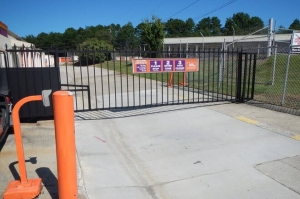 Public Storage - Taylors - 3129 Wade Hampton Blvd - Photo 4