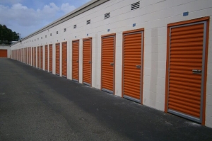 Public Storage - Virginia Beach - 5728 Southern Blvd - Photo 2