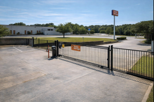 Public Storage - Tucker - 3400 Lawrenceville Hwy - Photo 2