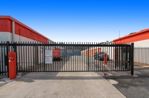 Public Storage - Newport News - 11885 Jefferson Ave - Photo 4