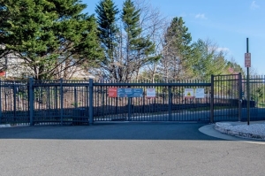 Public Storage - Chantilly - 3854 Dulles South Court - Photo 4