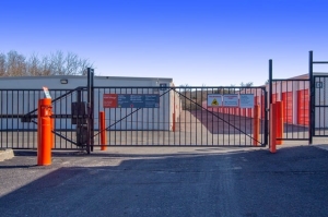 Public Storage - Coram - 544 Middle Country Road - Photo 4