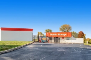 Public Storage - Columbus - 786 Kinnear Road - Photo 1