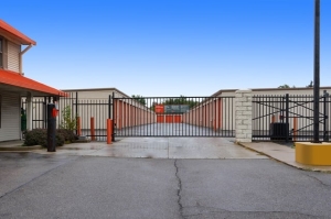 Public Storage - Warren - 2500 E 10 Mile Road - Photo 4