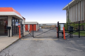 Public Storage - Oak Park - 20950 Greenfield Road - Photo 4