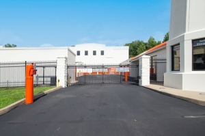 Public Storage - Marlton - 860 Route 73 S - Photo 4