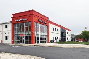 Public Storage - Falls Church - 2995 Gallows Road - Photo 1