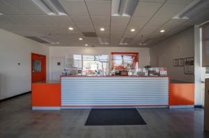 Public Storage - Falls Church - 2995 Gallows Road - Photo 3