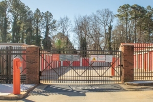 Public Storage - Raleigh - 6220 Creedmoor Road - Photo 4