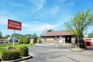 Public Storage - Louisville - 7818 Saint Andrews Church Rd