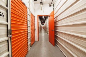 Public Storage - Woodside - 24-01 Brooklyn Queens Expy - Photo 2