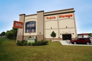 Public Storage - Atlanta - 647 Donald Lee Hollowell Pkwy NW Picture of Public Storage - Atlanta - 647 Donald Lee Hollowell Pkwy NW