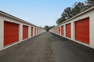 Public Storage - Concord - 3001 S Ridge Ave - Photo 2