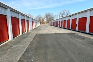 Public Storage - Lombard - 1110 E Roosevelt Road - Photo 2