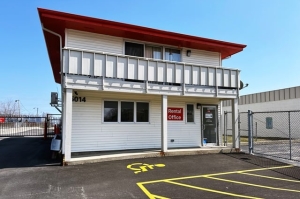 Public Storage - Milwaukee - 5014 S 13th Street - Photo 1