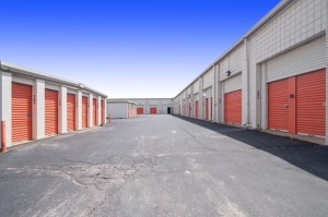 Public Storage - St Louis - 9291 West Florissant Ave - Photo 2