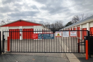 Public Storage - New Hope - 7301 36th Ave N - Photo 4