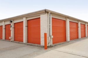 Public Storage - Chicago - 2222 North Natchez Ave - Photo 2