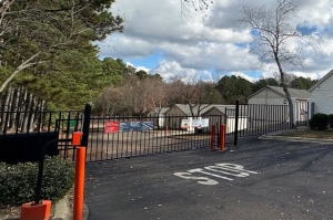 Public Storage - Raleigh - 3701 S Wilmington Street - Photo 4