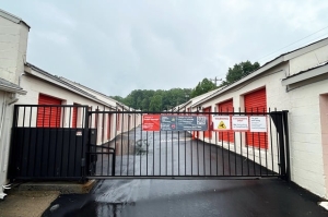 Public Storage - Winston Salem - 5713 Robin Wood Lane - Photo 4